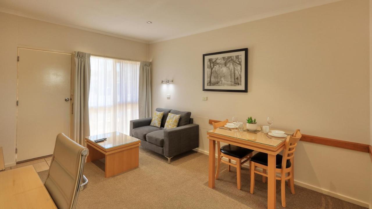Quality Inn スワン・ヒル エクステリア 写真