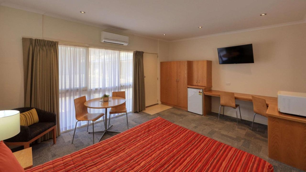 Quality Inn スワン・ヒル エクステリア 写真